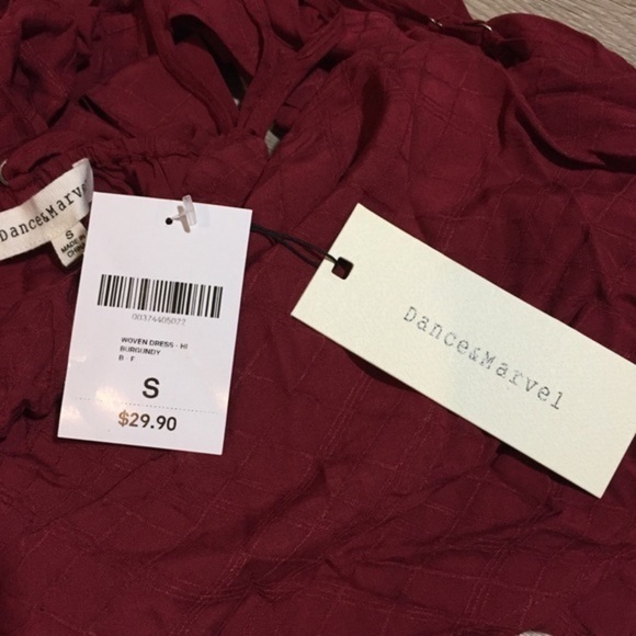 NWT Red Strappy Crisscross Geometric Maxi Dress - Picture 7 of 8